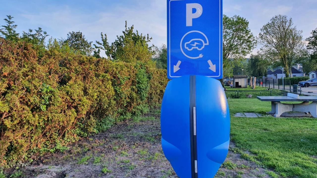 Luxe Zomerwoning Met Omheinde Tuin Voor Hond En Kinderen Dirkshorn Eksteriør bilde